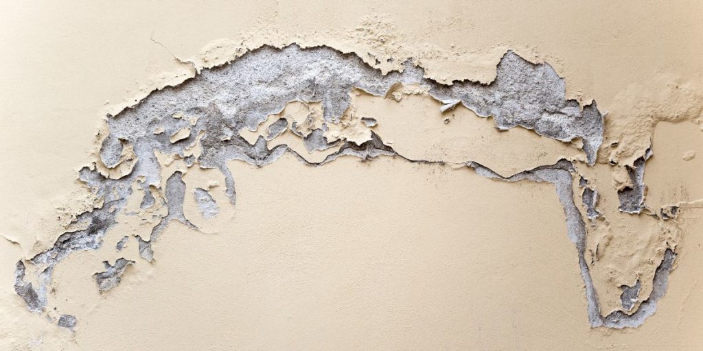 Comment faire sécher un mur après une fuite d